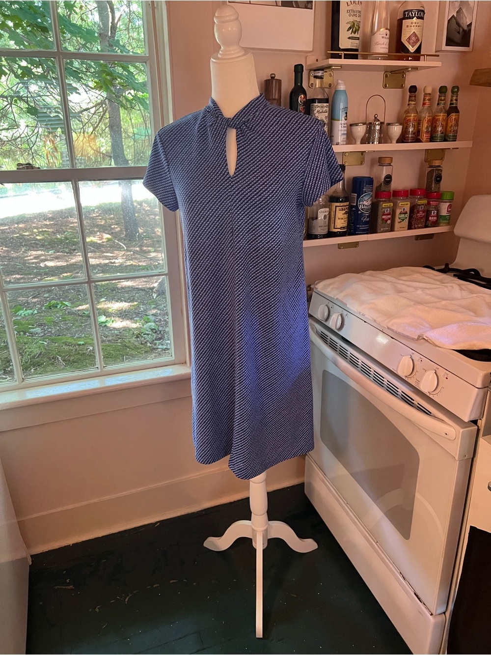 Blue Short-Sleeve Keyhole Mini Dress